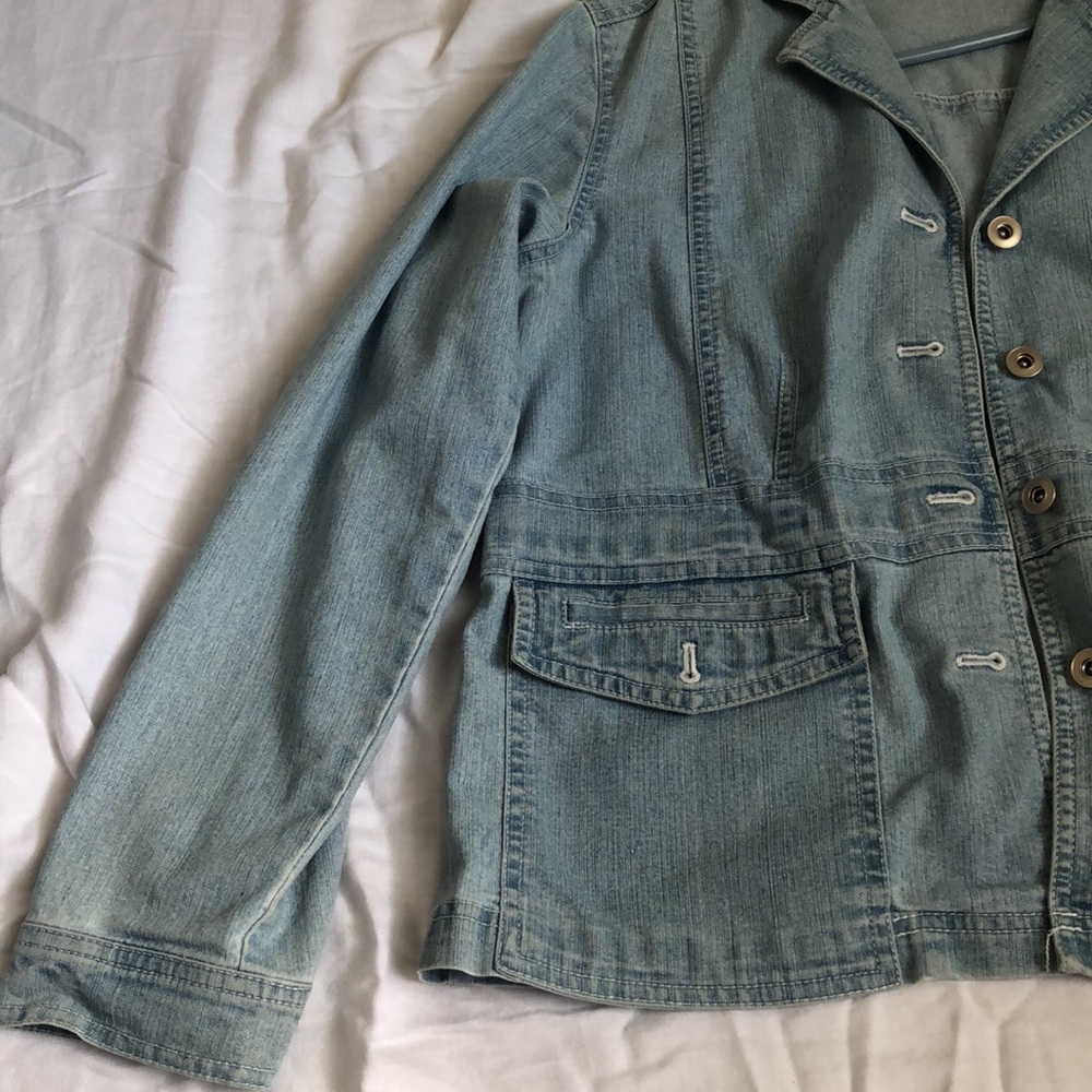 Retro Jean Jacket - Picture 3 of 6